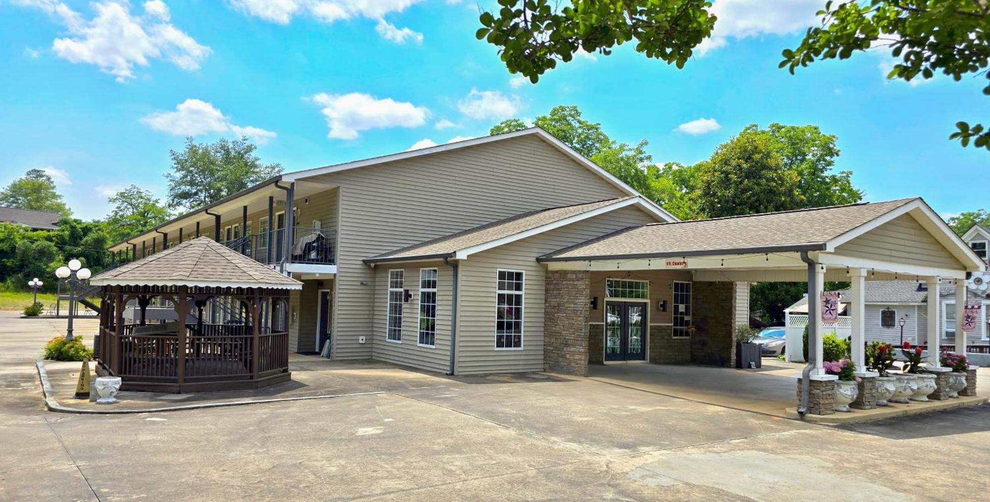 Meriwether Country Inn Warm Springs Экстерьер фото
