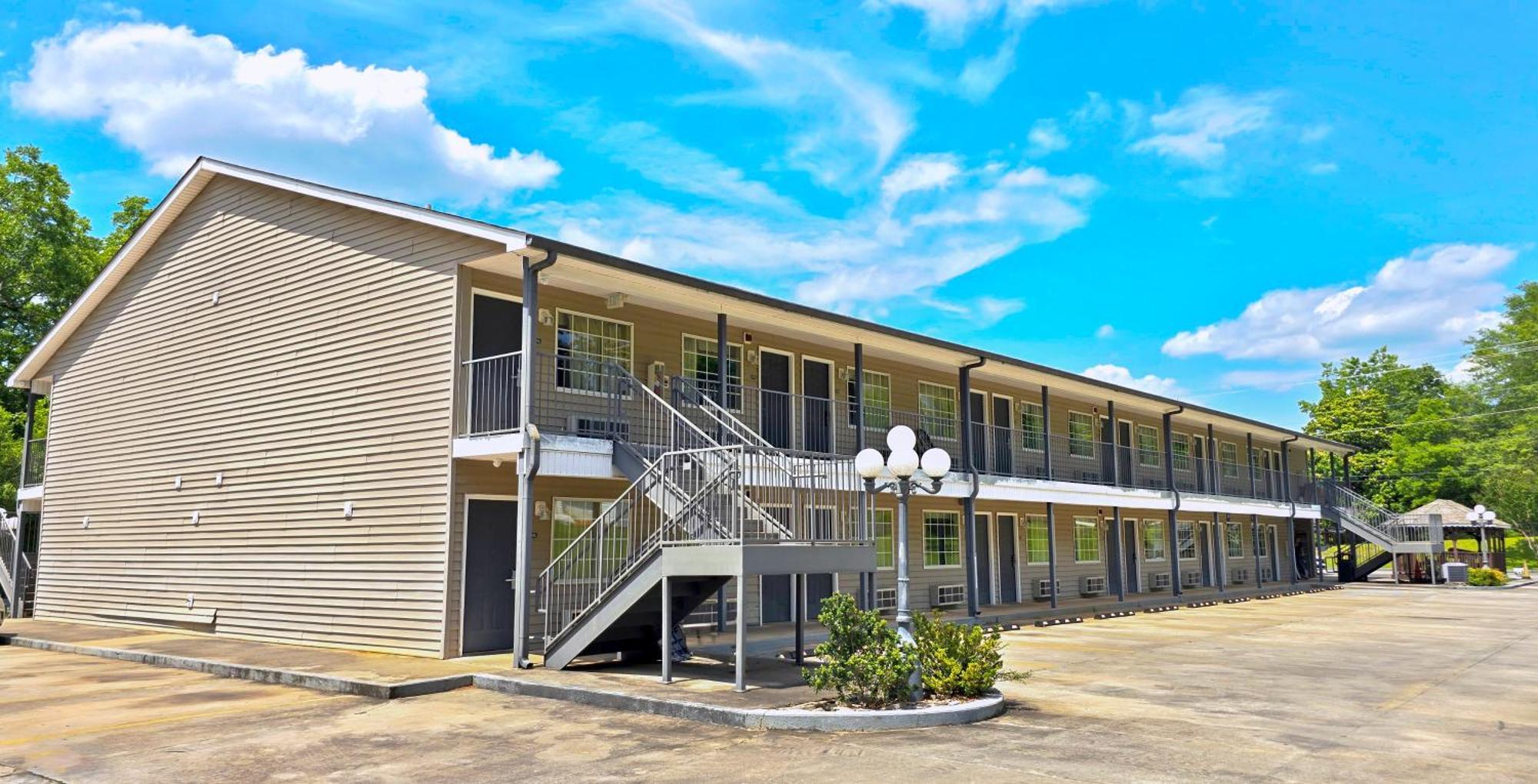 Meriwether Country Inn Warm Springs Экстерьер фото