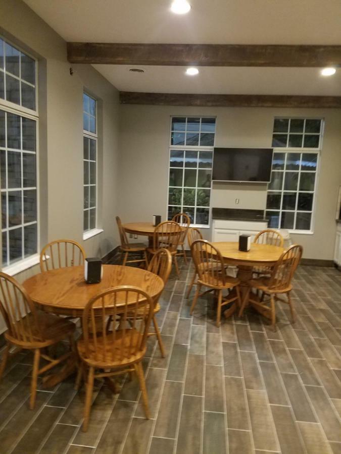 Meriwether Country Inn Warm Springs Экстерьер фото